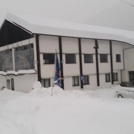 De La Telecabine Hotel 3*