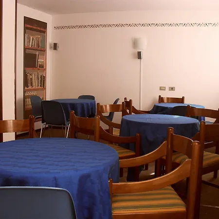 Hotel De La Telecabine 3*