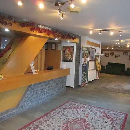 De La Telecabine Hotel Courmayeur